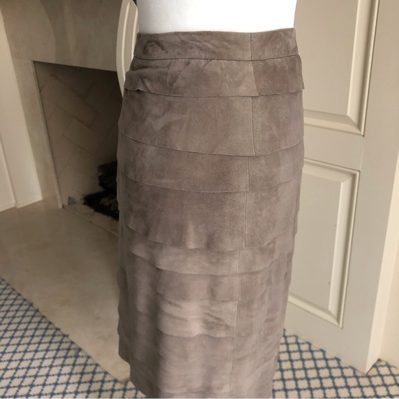 Worth Collection Tan Suede Leather Tierd Skirt Size 8 - Picture 2 of 8